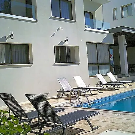 Panklitos Tourist Aparthotel 3*