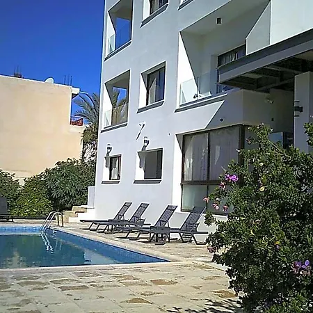 Panklitos Tourist Aparthotel 3*