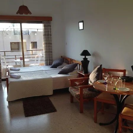 Panklitos Tourist 3*