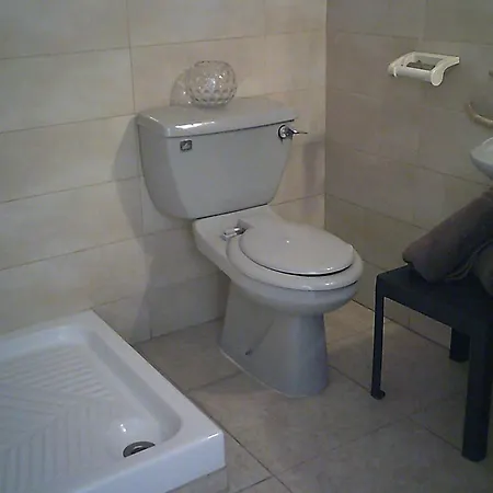 潘克利托斯旅游公寓酒店 Paphos